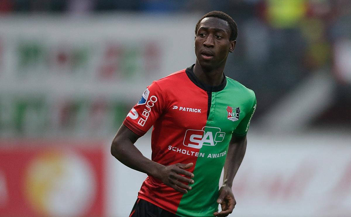 都表现出色 都表现出色